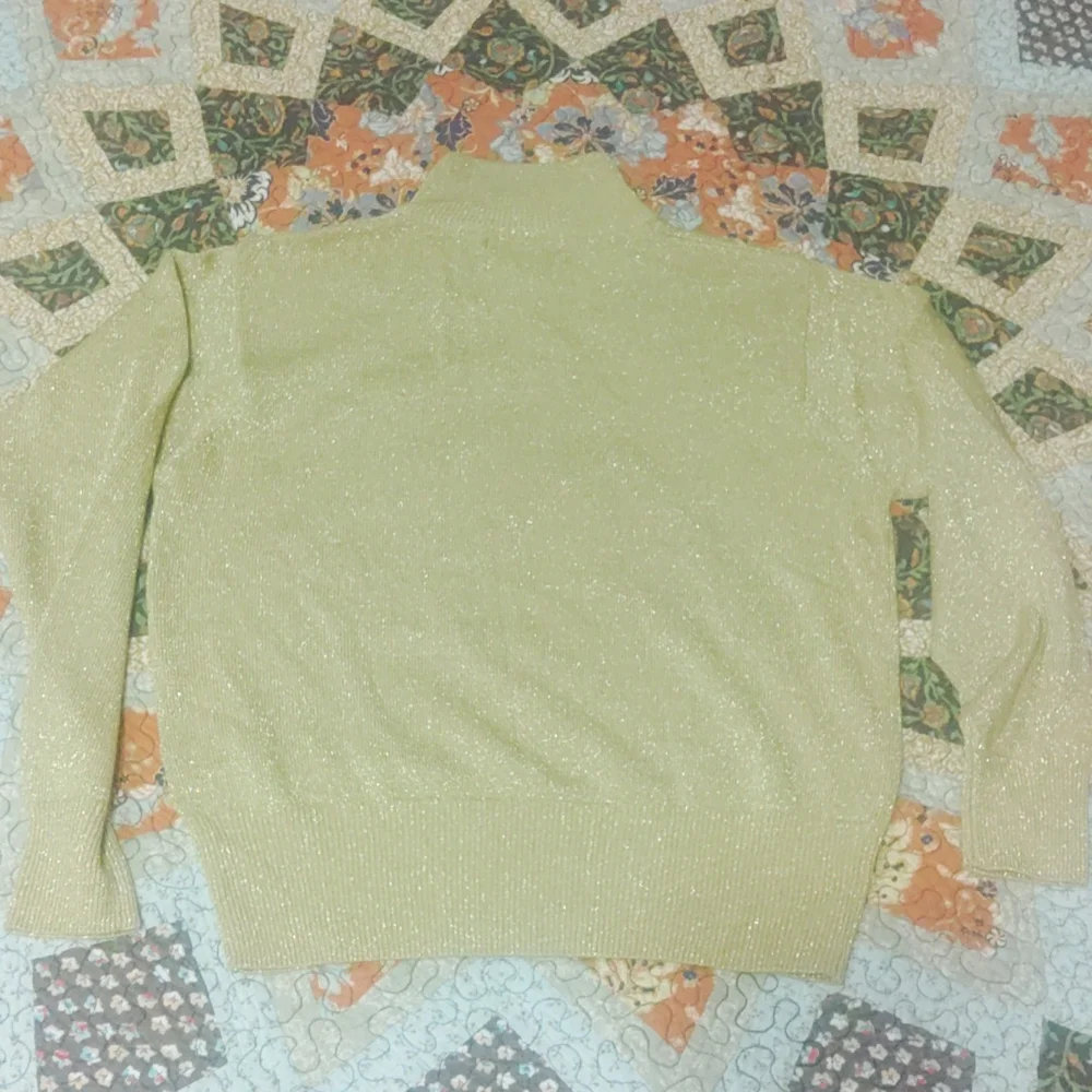 Sweater lightweight long sleeve